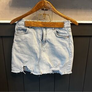 Wild Fable Stylish‎ Light Blue Denim Distressed Mini Skirt size 8